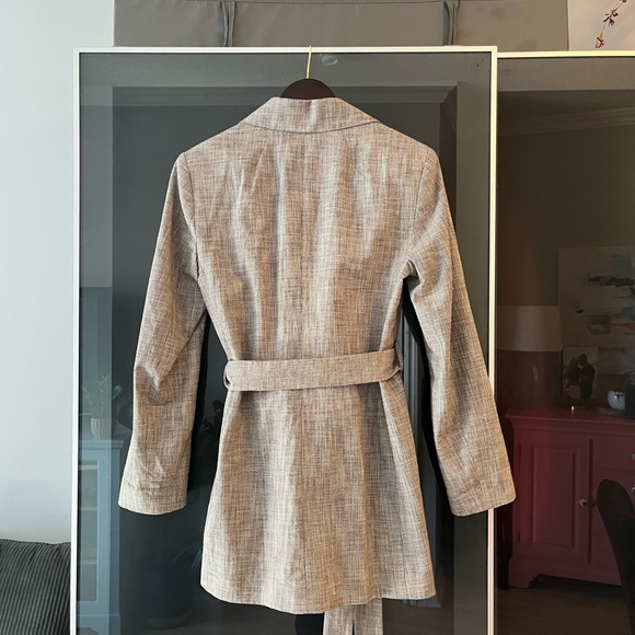 Zara Gray Belted Blazer - Picture 2 of 4